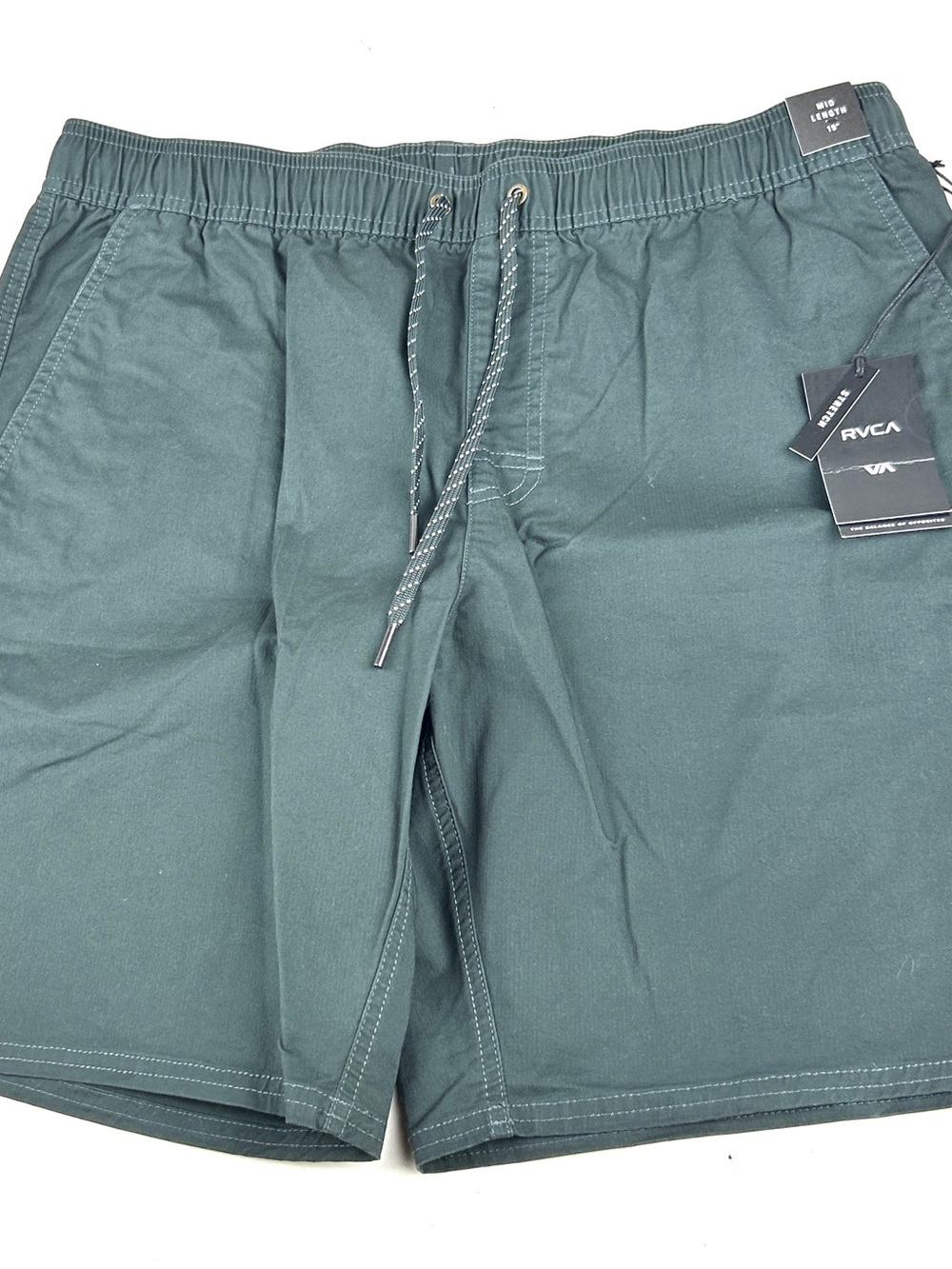RVCA Weekender Chino Shorts Mens Large Flat Front Skater Casual Everyday Green